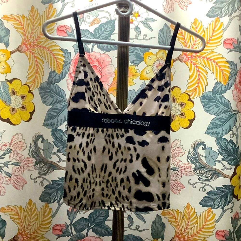 Y2k early 2000s cheetah print top